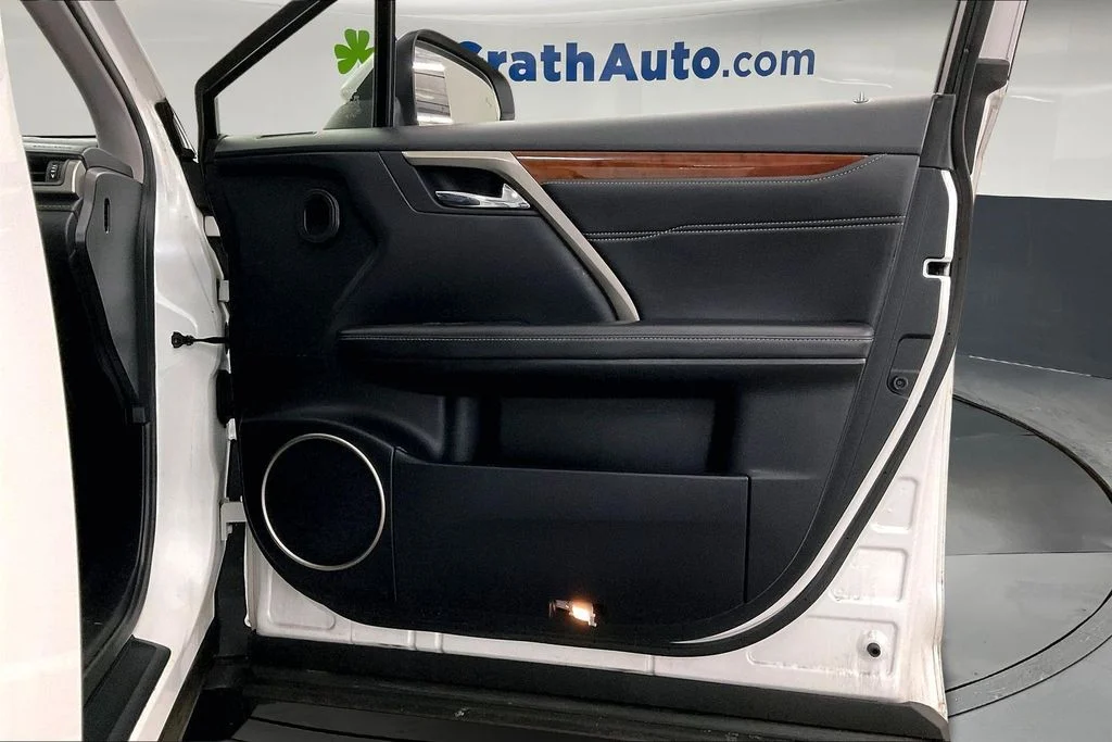 Used 2017 White Lexus 350 image 28