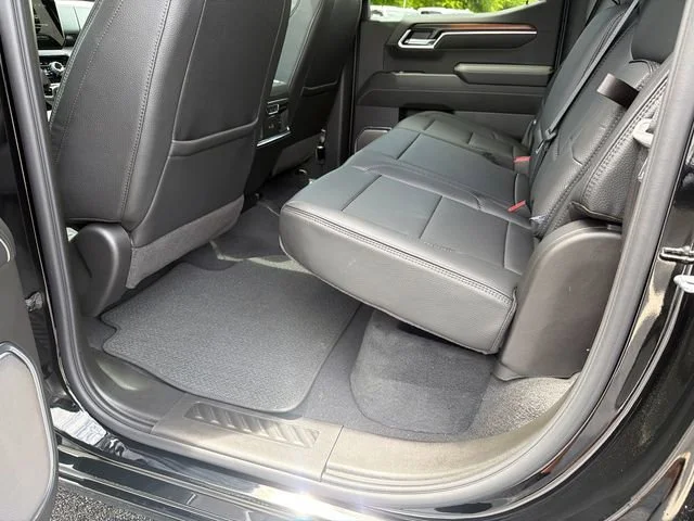 Used 2026 Onyx Black GMC Denali image 20