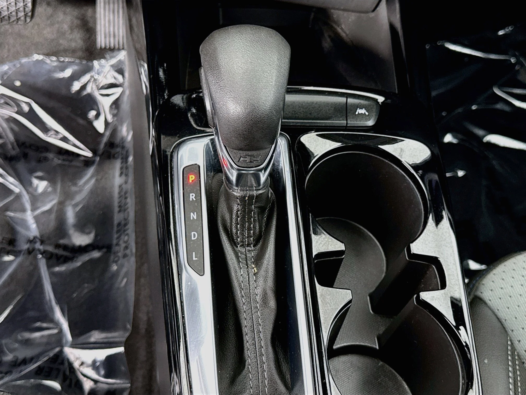 Used 2025 Summit White Chevrolet LT image 19
