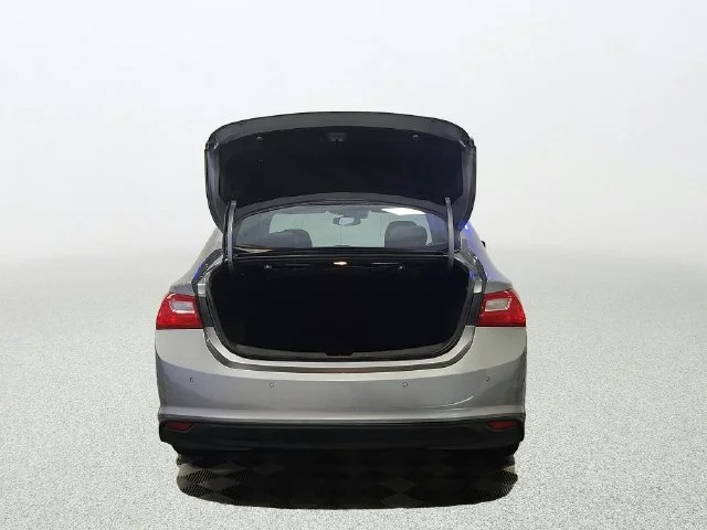 Used 2025 Gray Chevrolet LT image 19