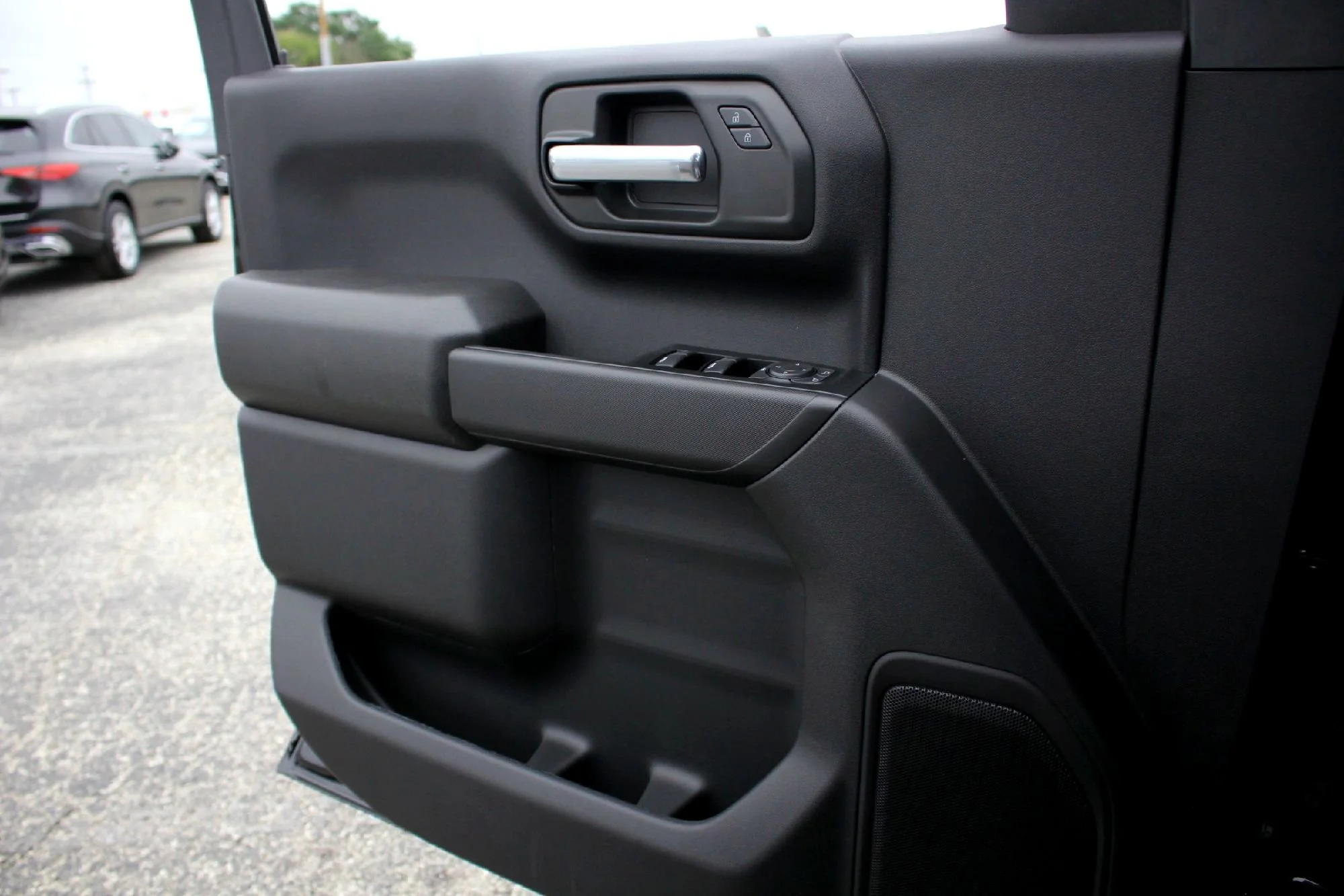2026 Chevrolet Silverado 1500 Custom - Photo 11