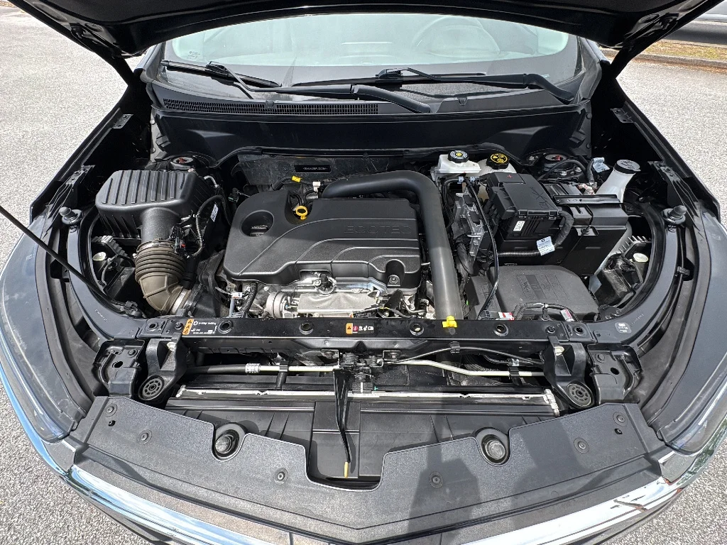 Used 2023 Mosaic Black Metallic Chevrolet LT image 28