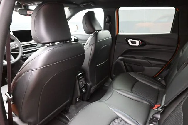 New 2026 Joose Exterior Paint Jeep Latitude image 19