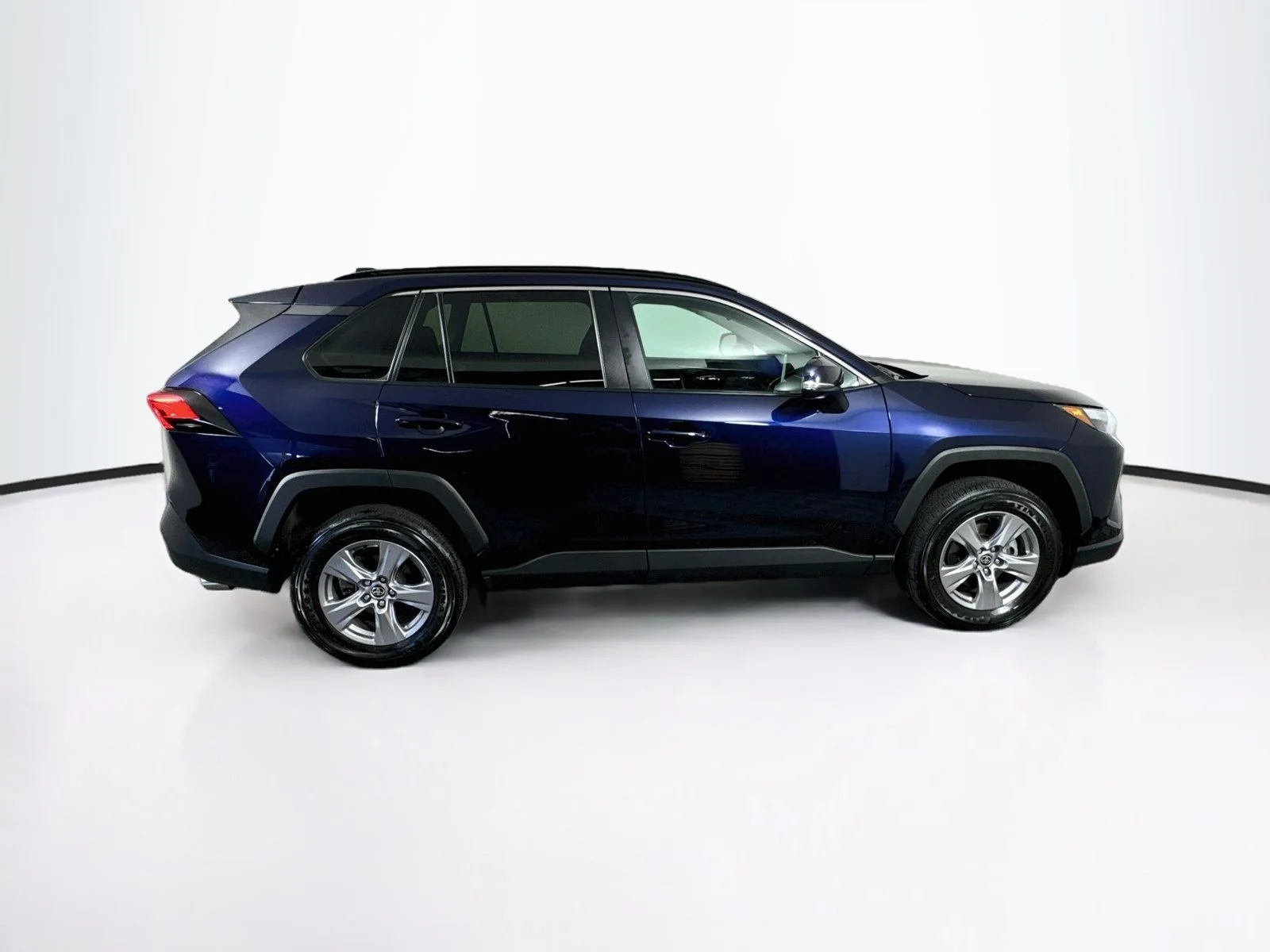 Certified Used 2024  Toyota XLE image 8