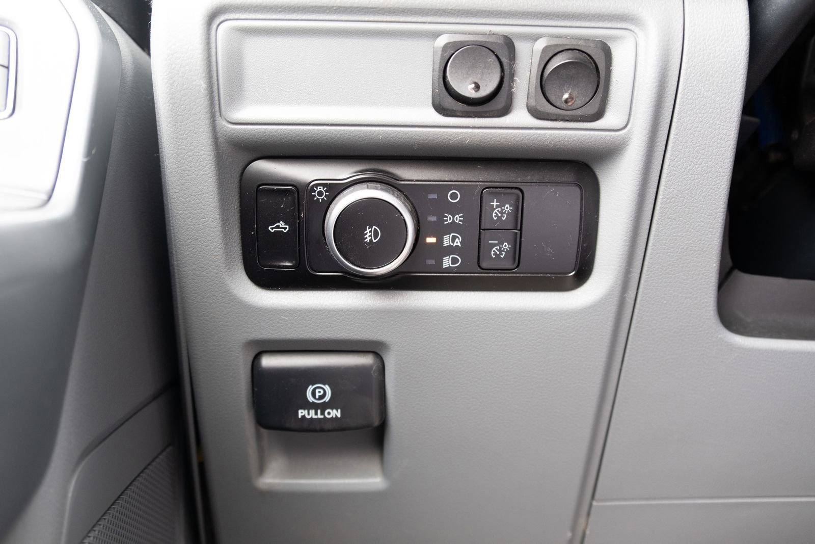 Used 2023  Ford XLT image 9