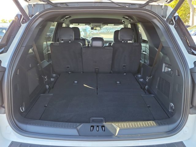 Used 2025 Star White Ford ST-Line image 21