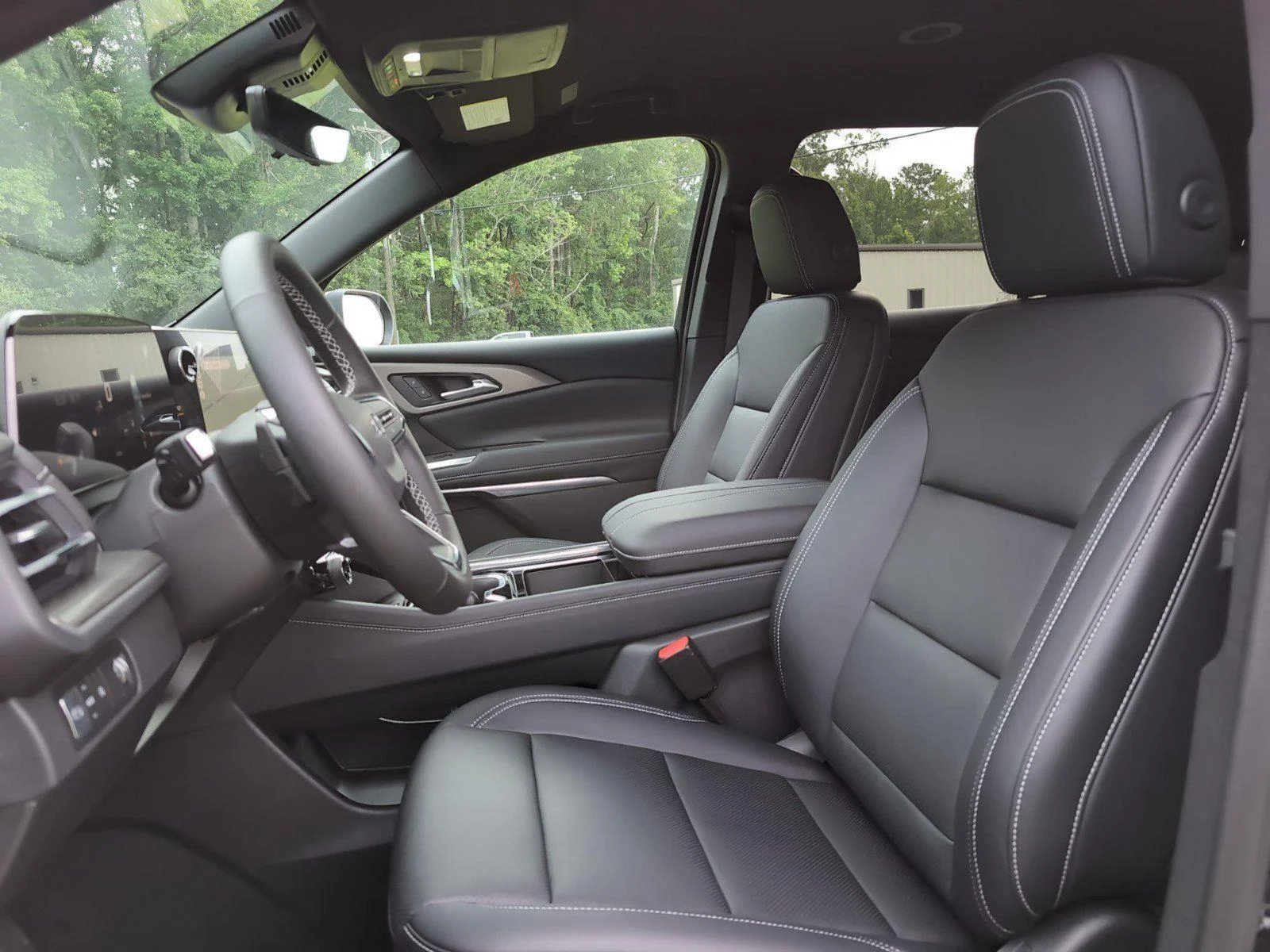 New 2026 Mosaic Black Metallic Chevrolet LT image 17