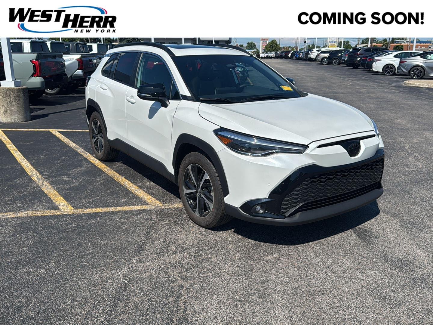 Used 2025 Wind Chill Pearl Toyota XSE image 1