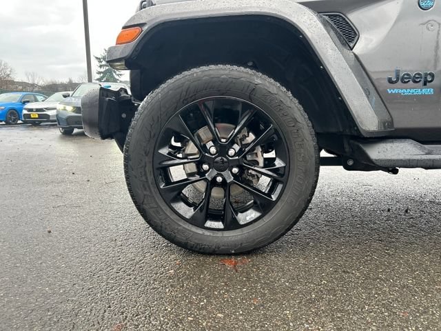 Used 2021 Granite Crystal Metallic Clearcoat Jeep Unlimited Sahara 4xe image 53