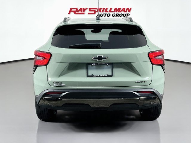 2025 Chevrolet Trax Activ - Photo 6
