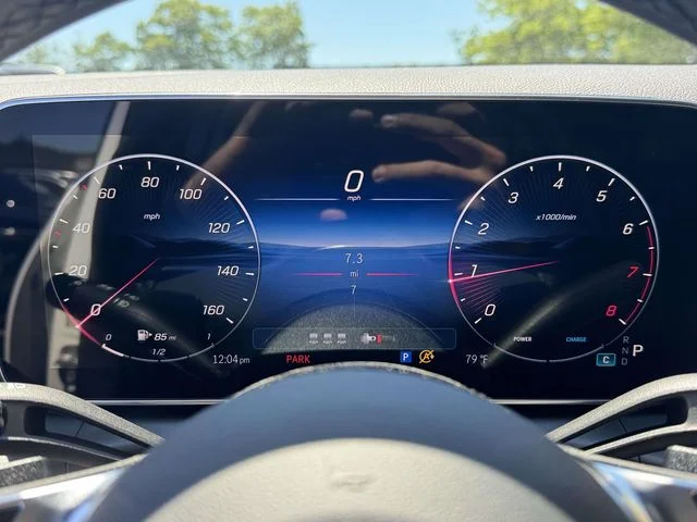 New 2026 White Mercedes-Benz GLC 300 image 3
