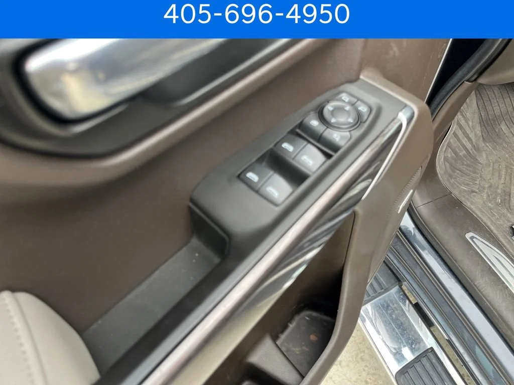 Pre-Owned 2021 Chevrolet Silverado 1500 LTZ