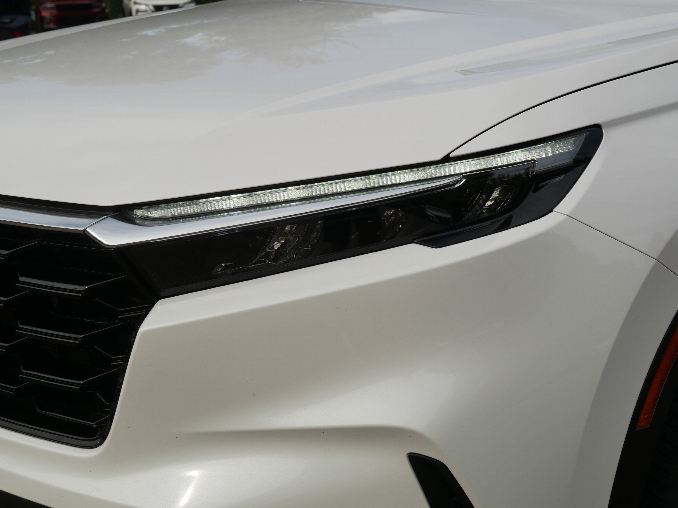 Used 2026 White Honda EX-L image 16