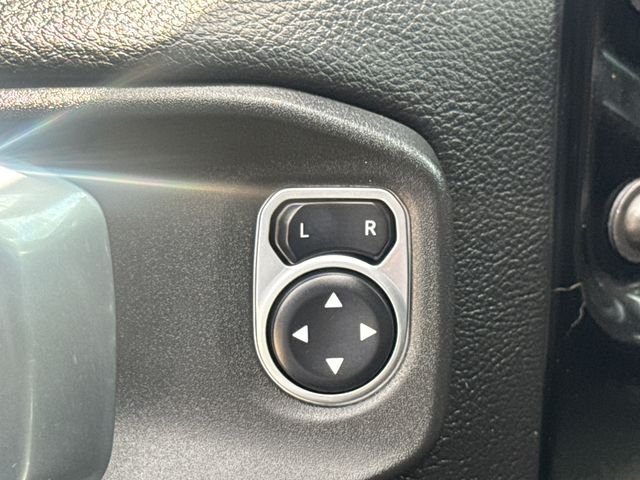 Used 2020 Black Jeep Overland image 23