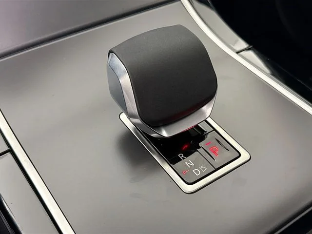 New 2026 Fuji White Land Rover S image 19