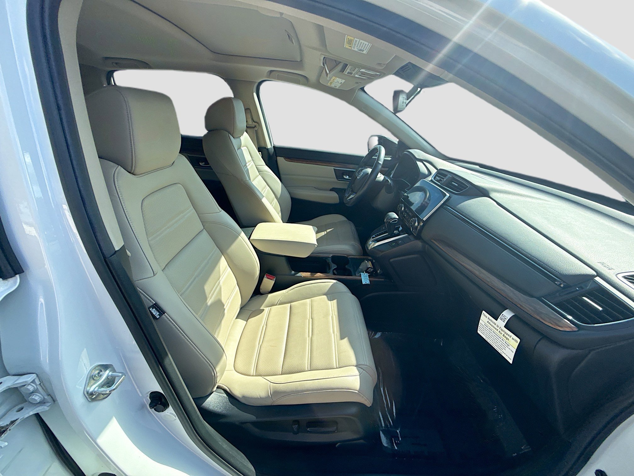 Certified Used 2022 Platinum White Pearl Honda Touring image 33