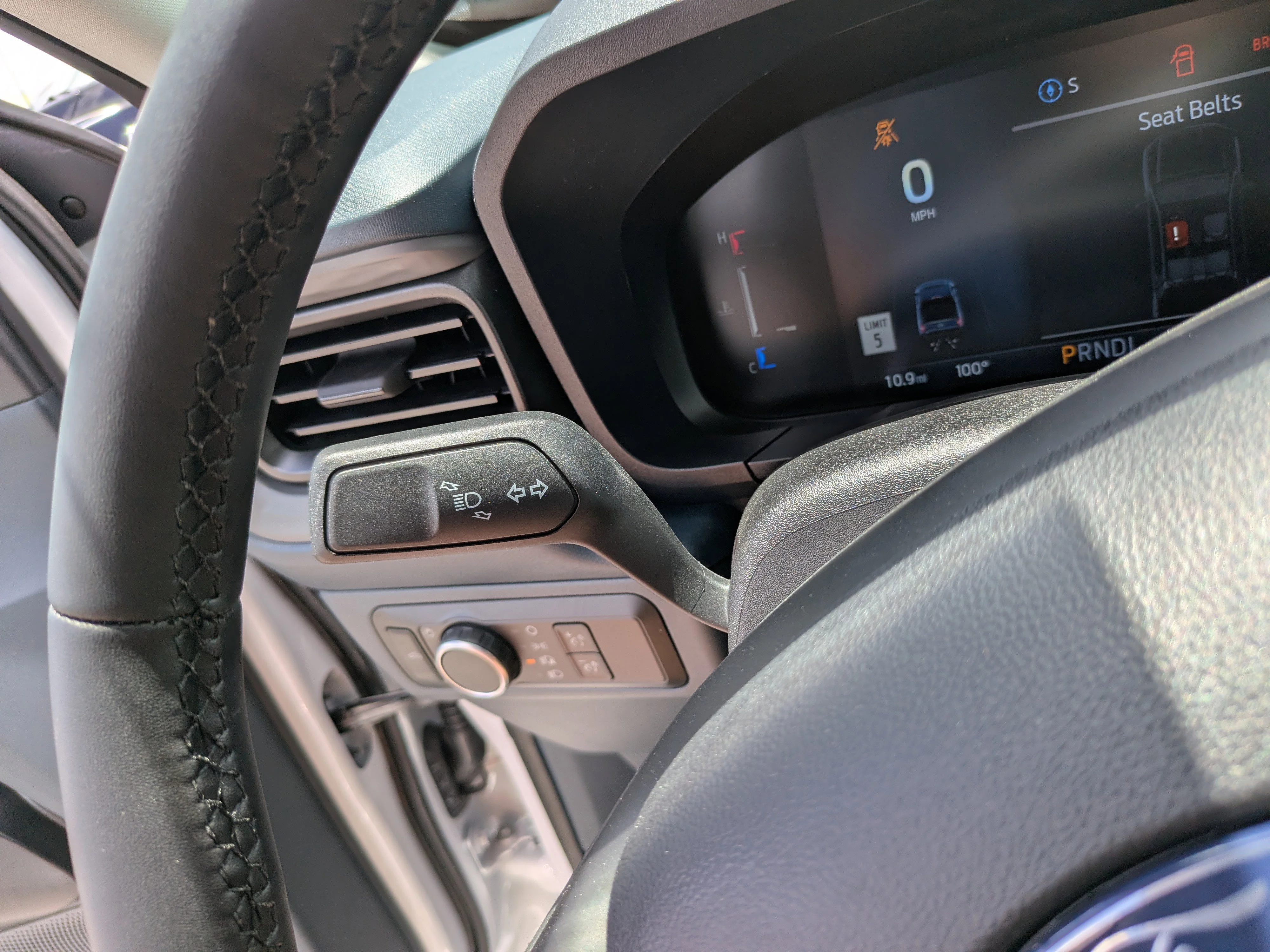 New 2026 Oxford White Ford Lariat® image 30