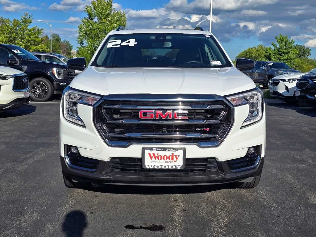 Certified Used 2024 Summit White GMC AT4 image 4