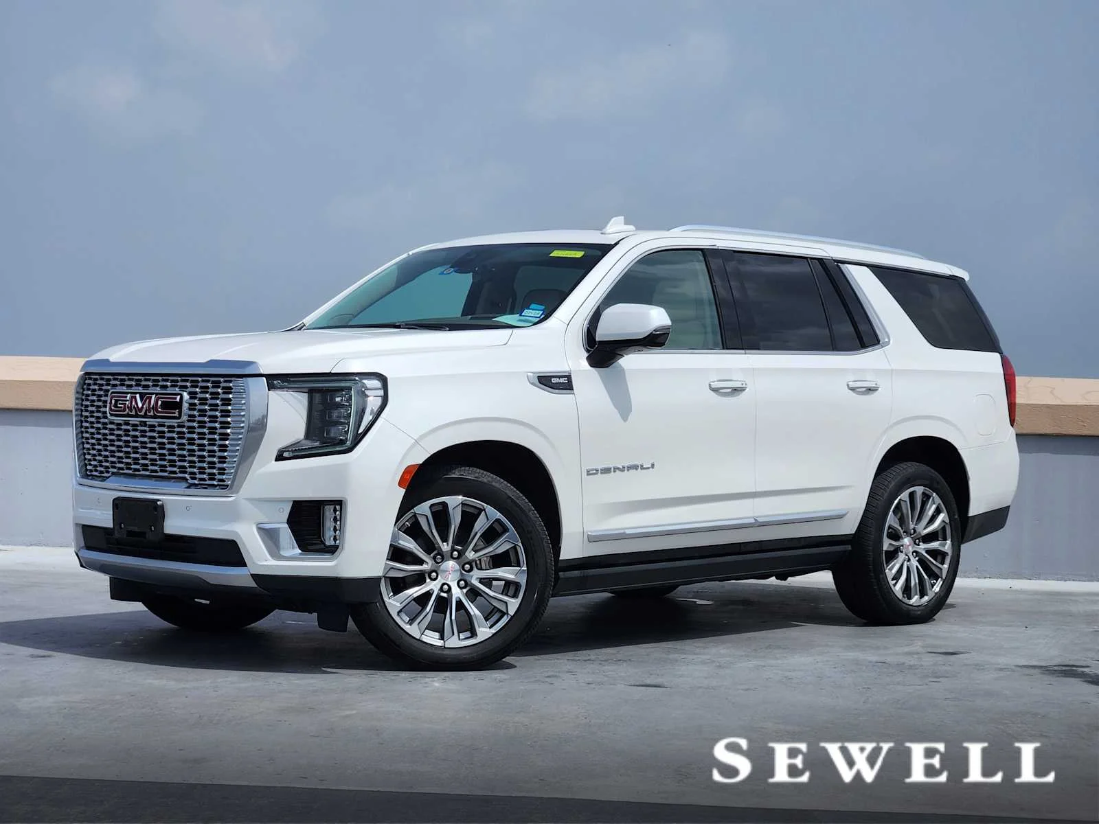 2021 GMC Yukon 4WD Denali's photo