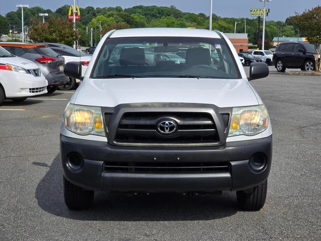 Used 2007 White Toyota  image 22