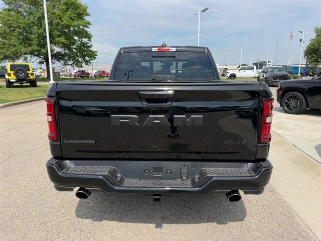 New 2026 Diamond Black Crystal Pearl-Coat Exterior Paint RAM Laramie image 5
