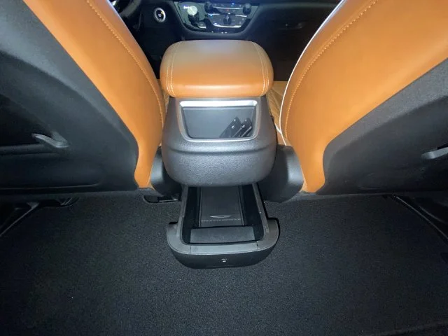 Used 2024 White Chrysler Pinnacle image 30