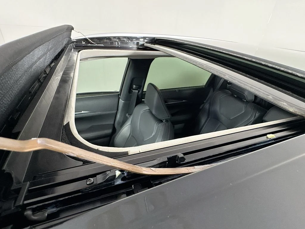 Certified Used 2026 Black INFINITI LUXE image 27
