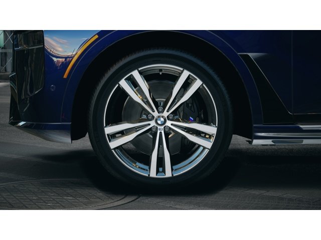 New 2027 Tanzanite Blue II Metallic BMW xDrive40i image 7