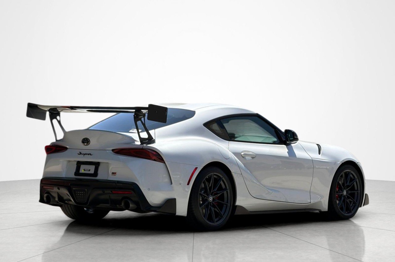 Used 2023 ARCTIC WHITE Toyota 3.0 image 5