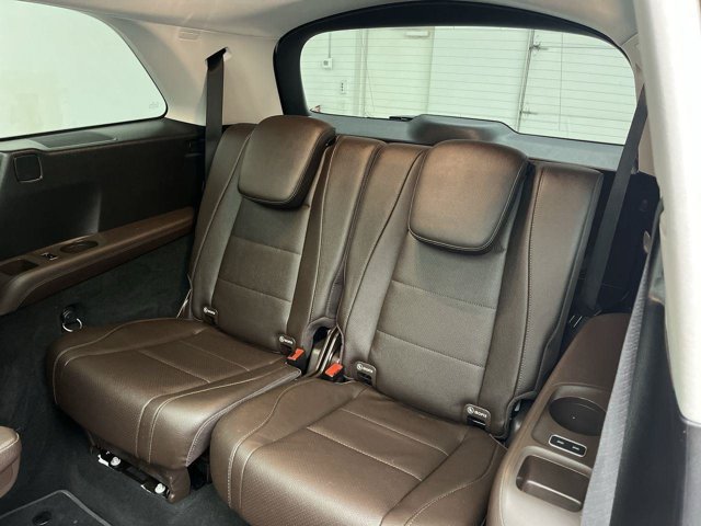 Used 2023 White Mercedes-Benz GLS 450 image 15