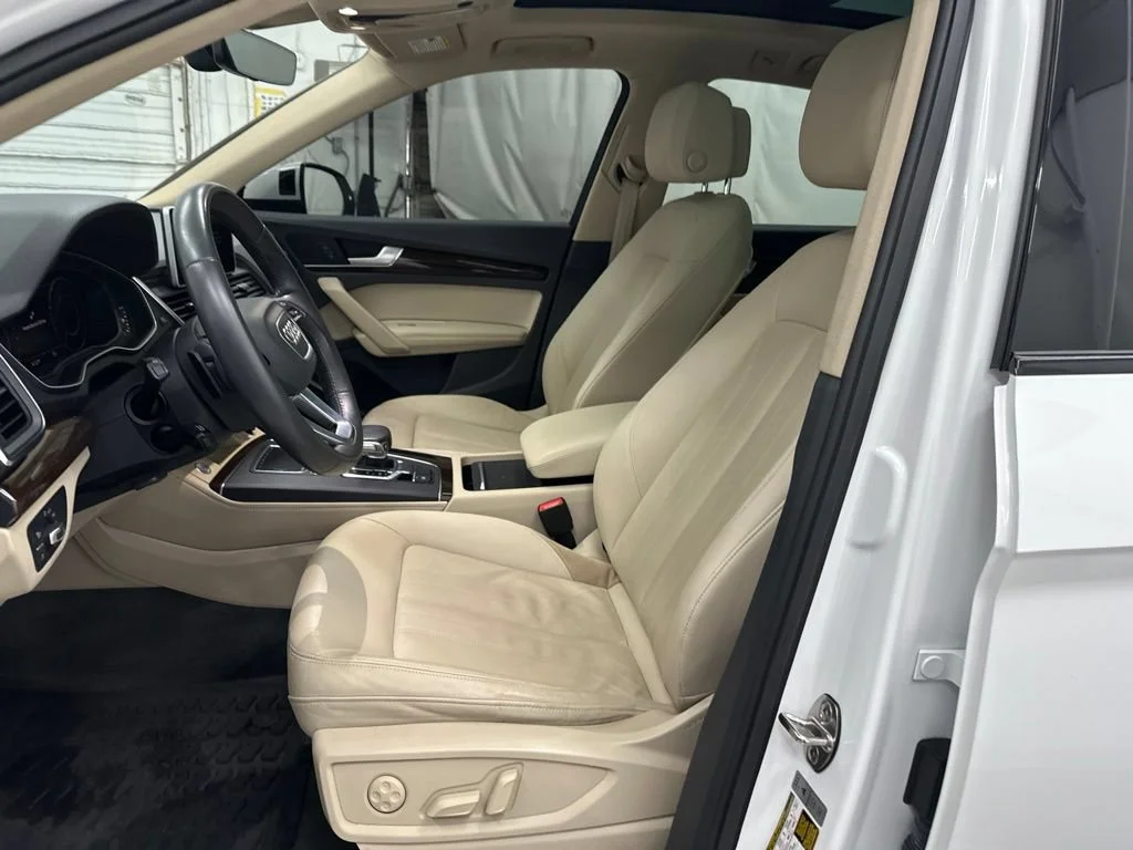 Used 2020 White Audi 45 Premium Plus image 21