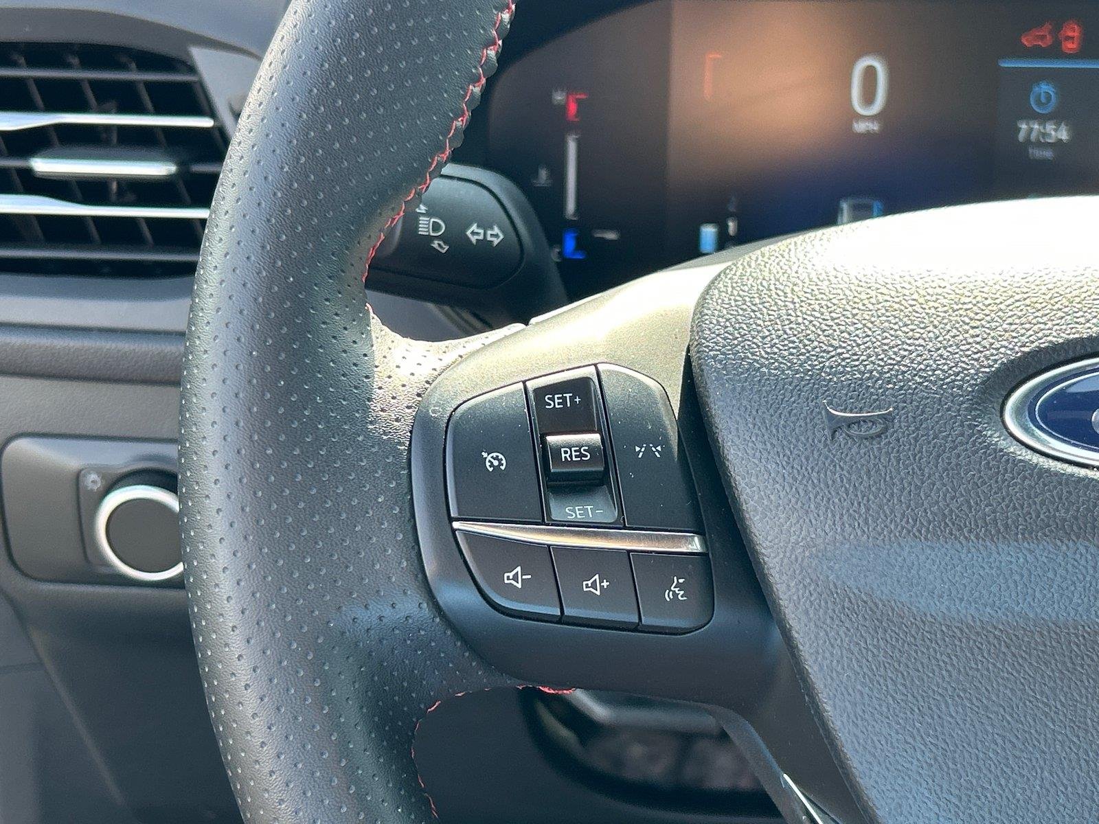 Used 2025 Vapor Blue Ford ST-Line image 27