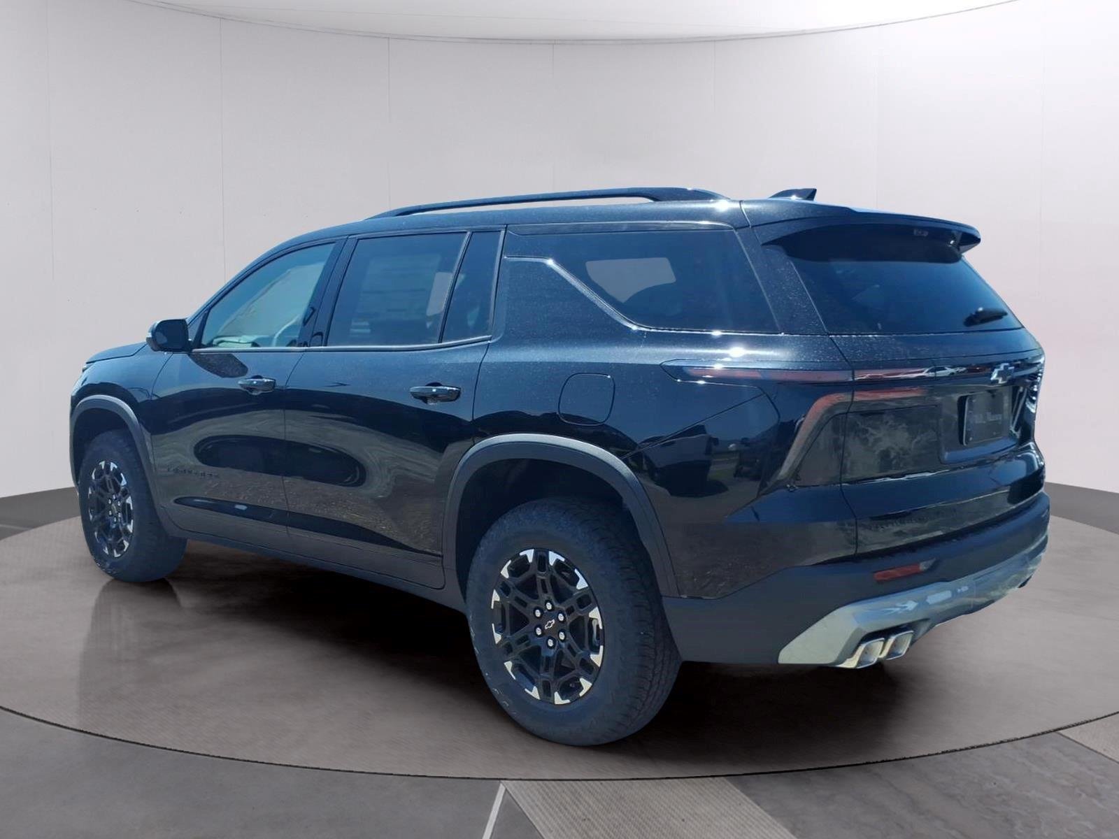 New 2027 Mosaic Black Metallic Chevrolet Z71 image 3