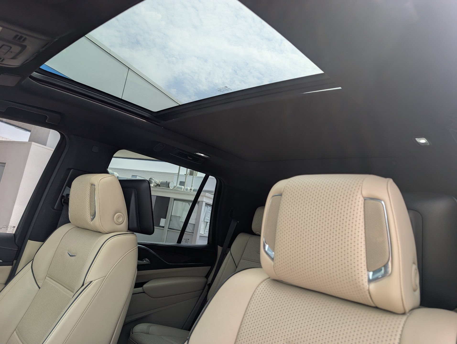 Used 2021 DARK MOCHA METALLIC Cadillac Premium Luxury image 19