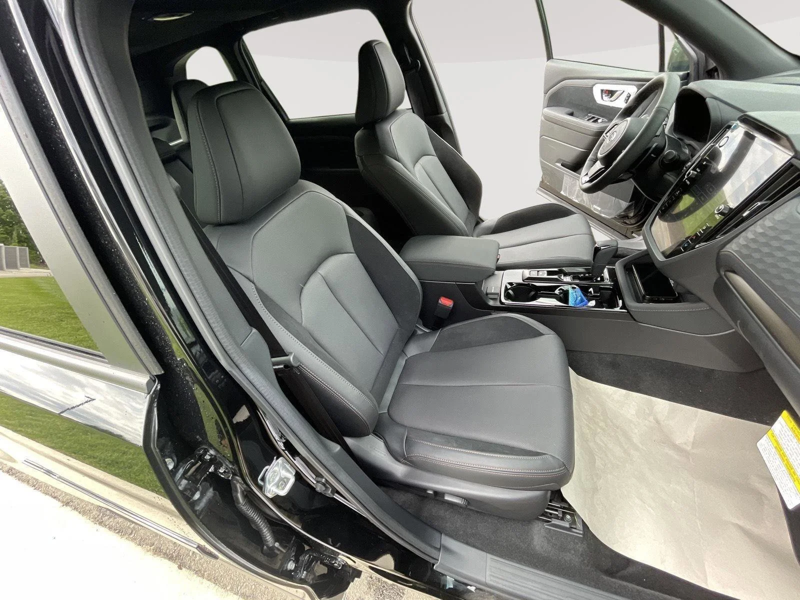 New 2026 Crystal Black Silica Subaru Touring Hybrid image 28