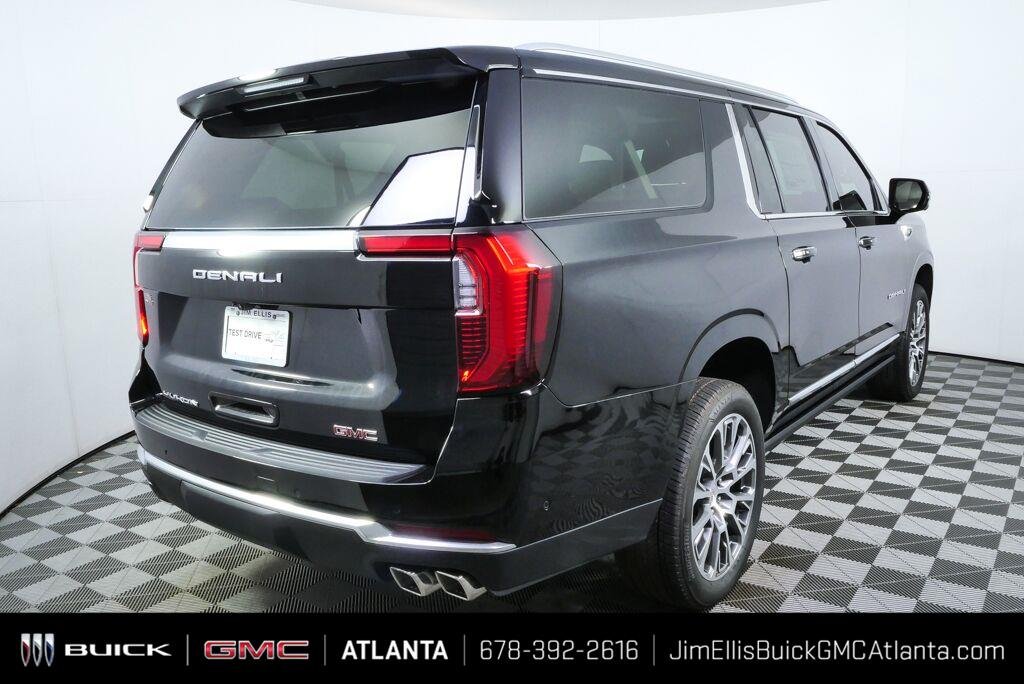 2026 GMC Yukon XL Denali - Photo 13