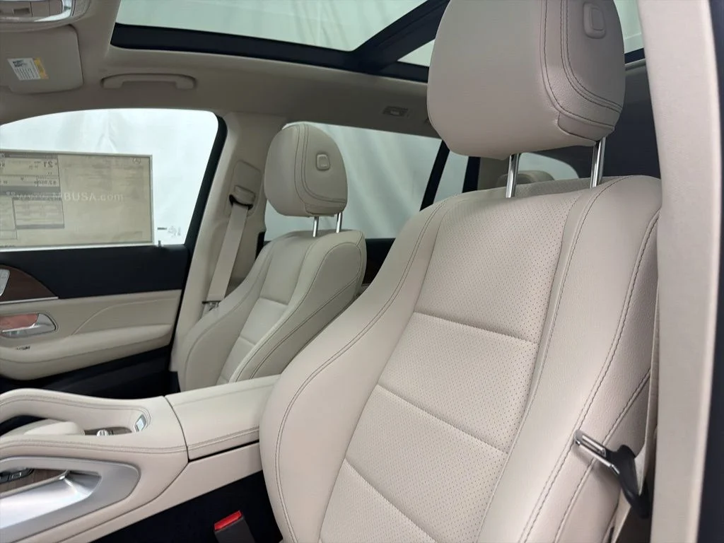 New 2026 White Mercedes-Benz GLS 450 image 12