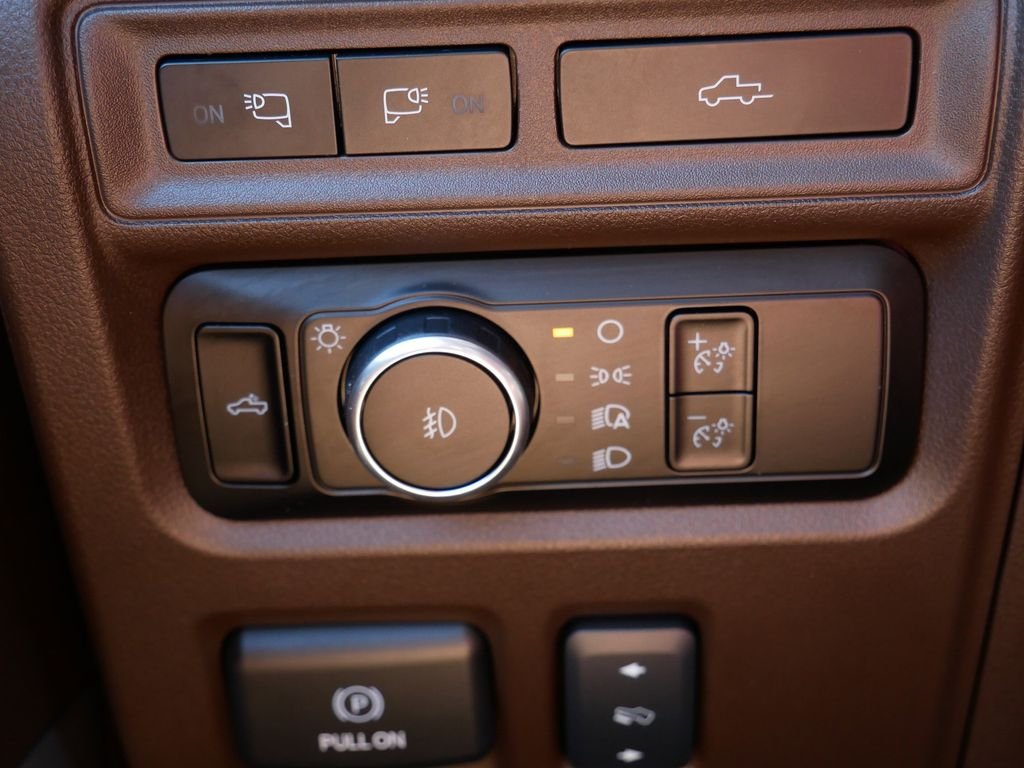 Certified Used 2023 White Ford King Ranch image 19