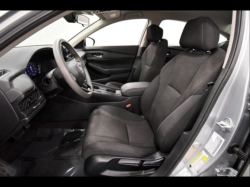 Used 2024 Solar Silver Metallic Honda LX image 14