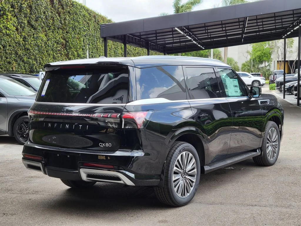 New 2027 BLACK OBSIDIAN INFINITI Luxe 2WD image 3