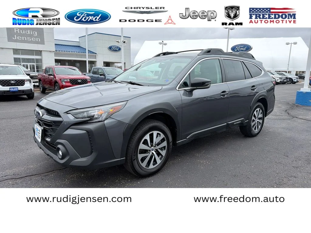 2024 Subaru Outback Premium's photo