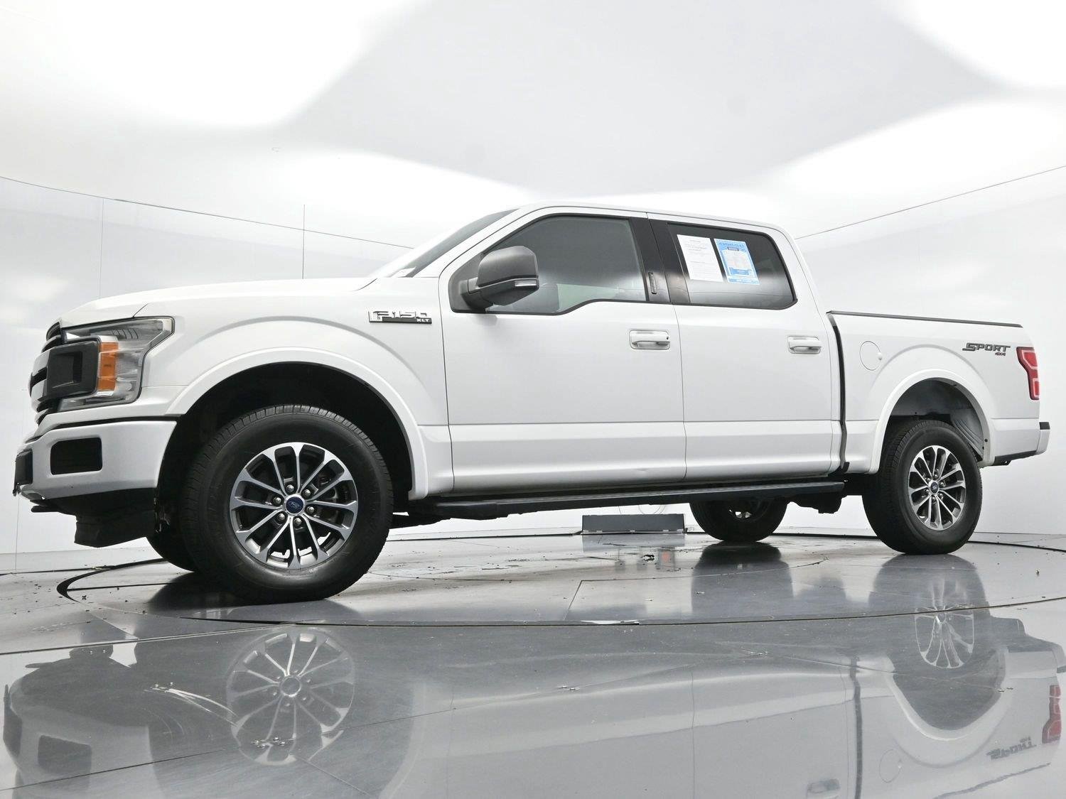 Used 2018 Oxford White Ford XLT image 48