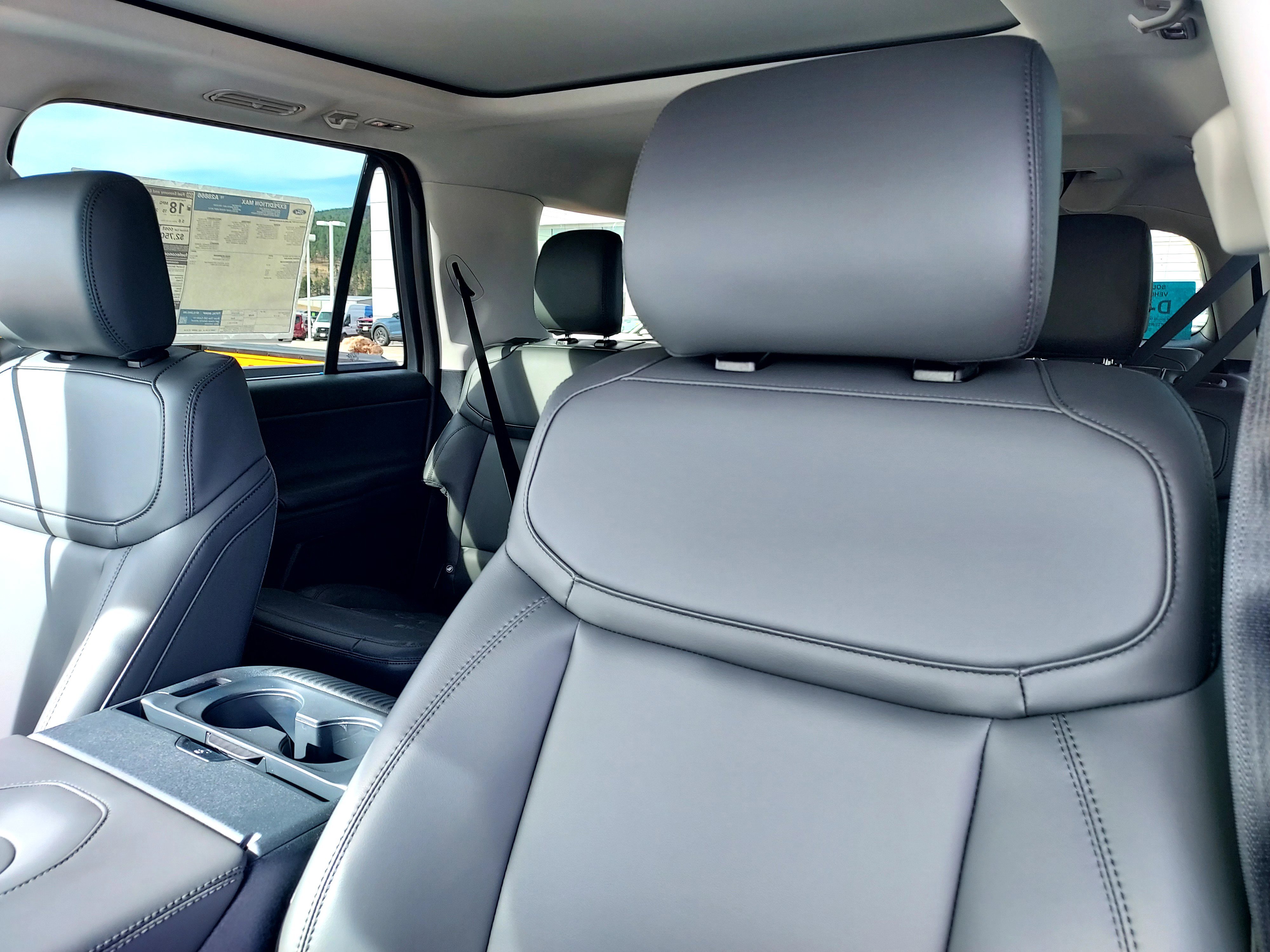New 2026 Star White Metallic Tri-Coat Ford Active image 14