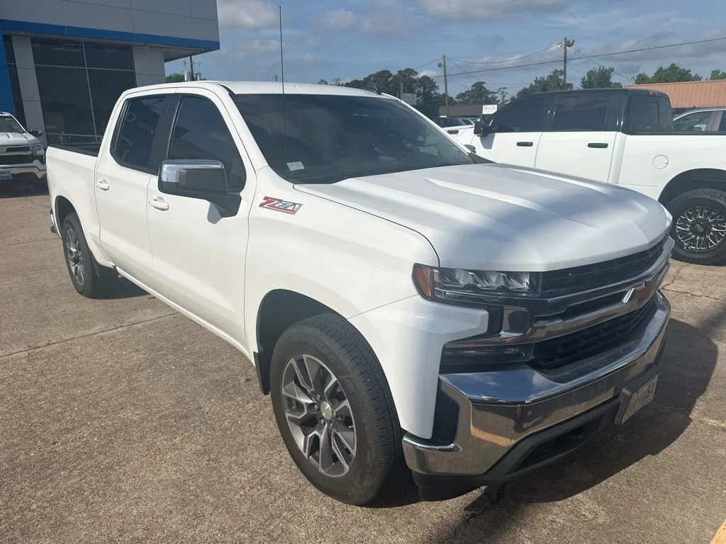 2021 Chevrolet Silverado 1500 LT 4X4 Crew Cab Short Box's photo