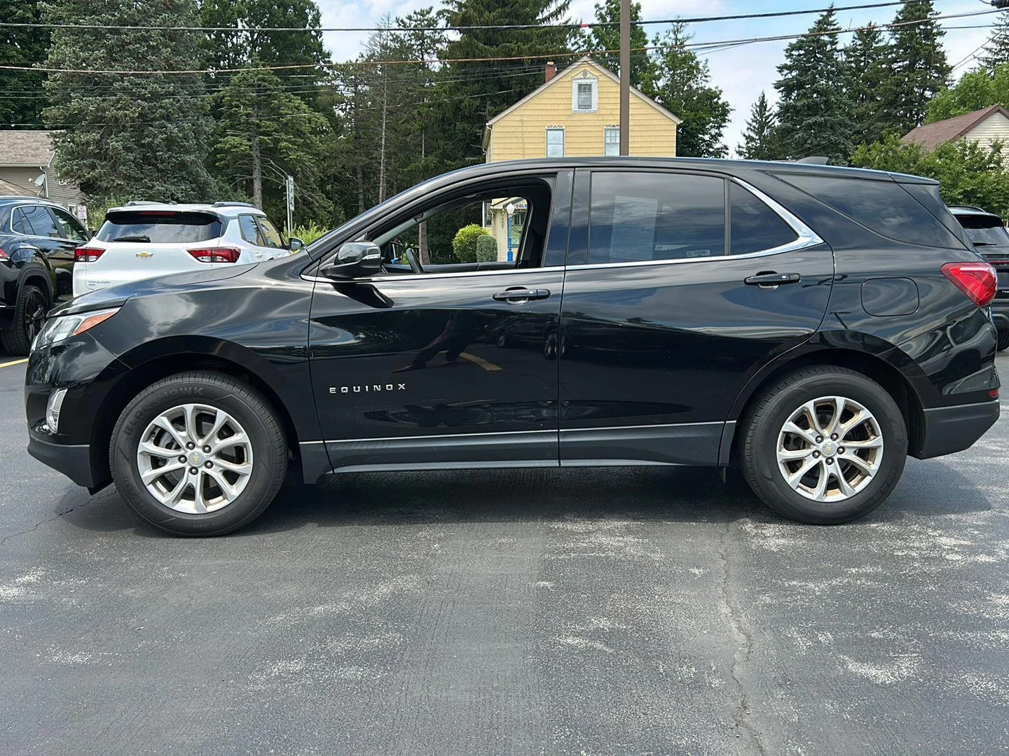 Used 2018 Mosaic Black Metallic Chevrolet LT image 4