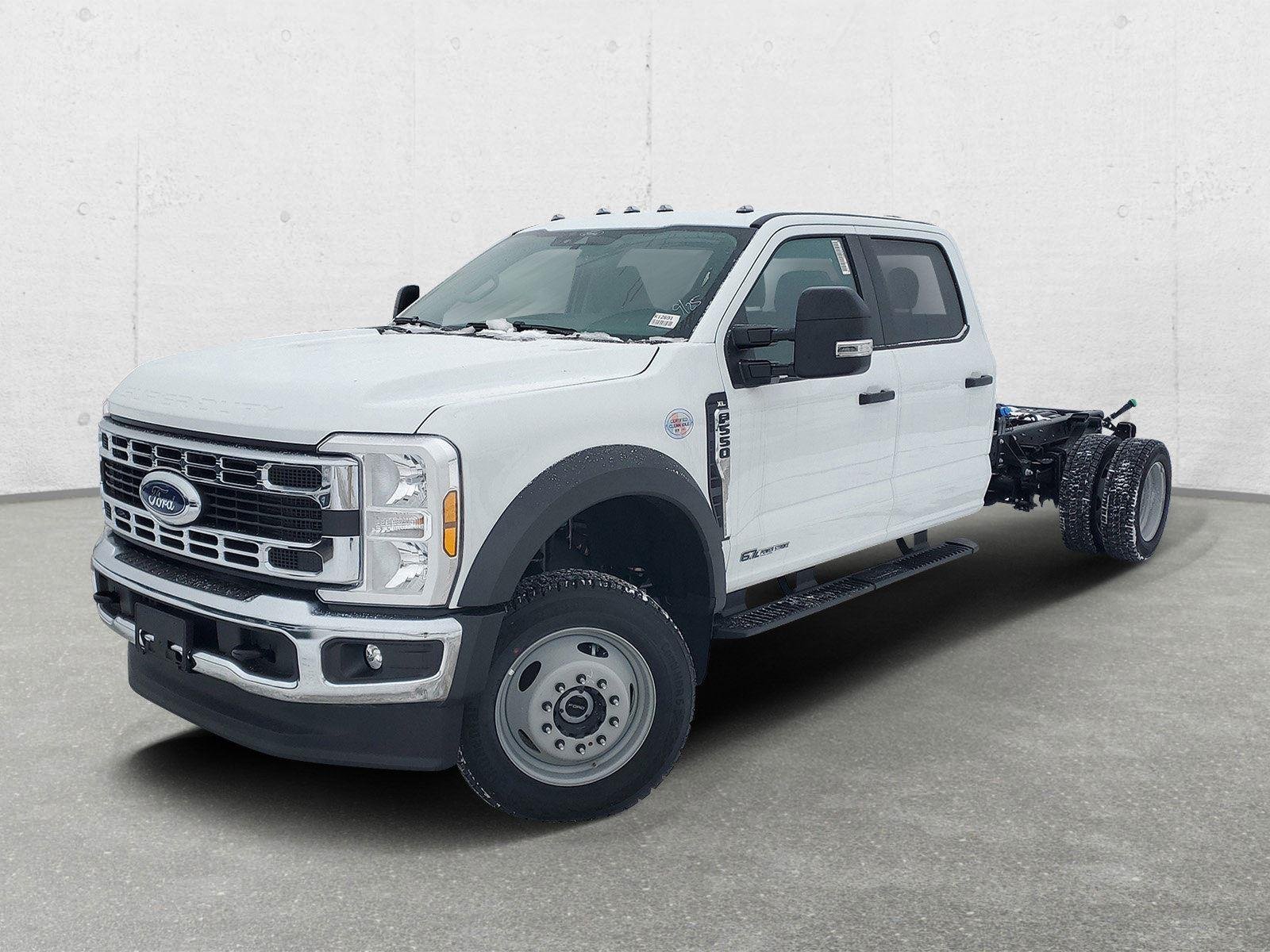 2025 Ford F-550 Super Duty Chassis Cab
