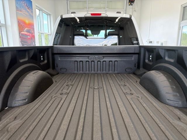 New 2026 Oxford White Ford F-350® XL image 13