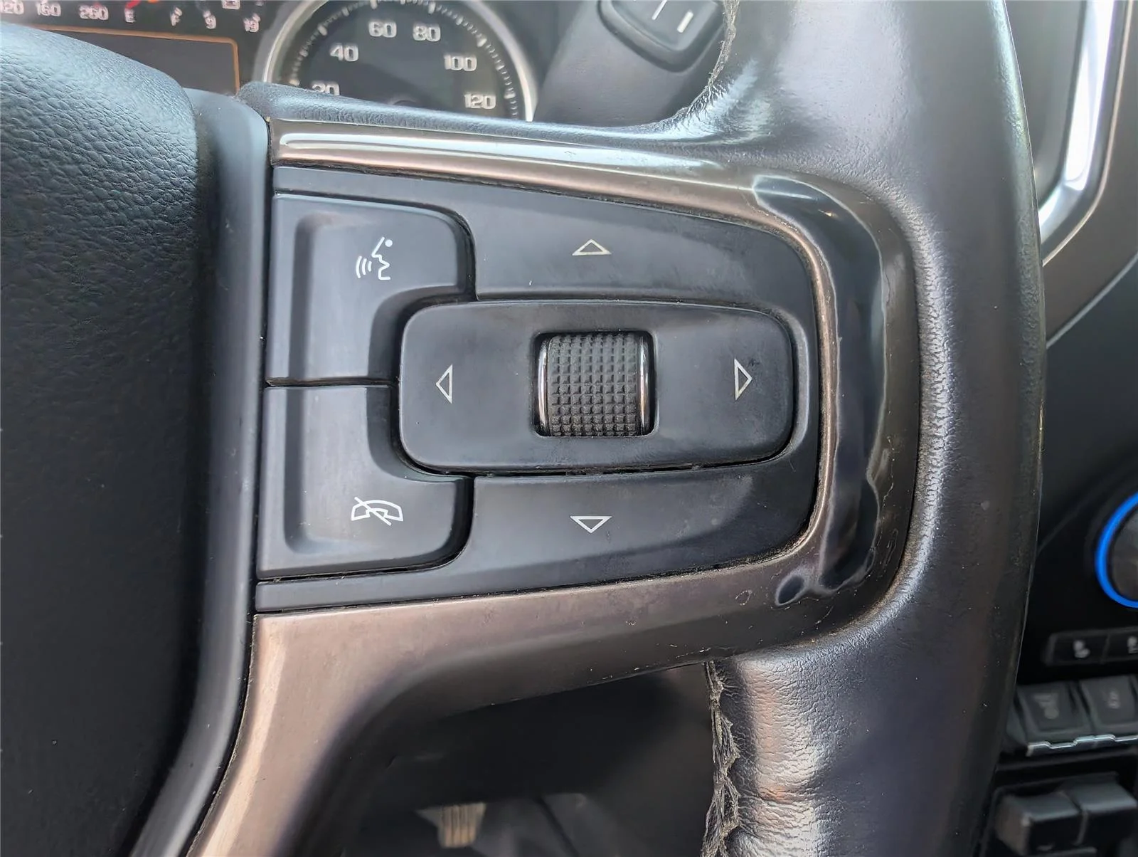 Used 2020 BLACK Chevrolet High Country image 21