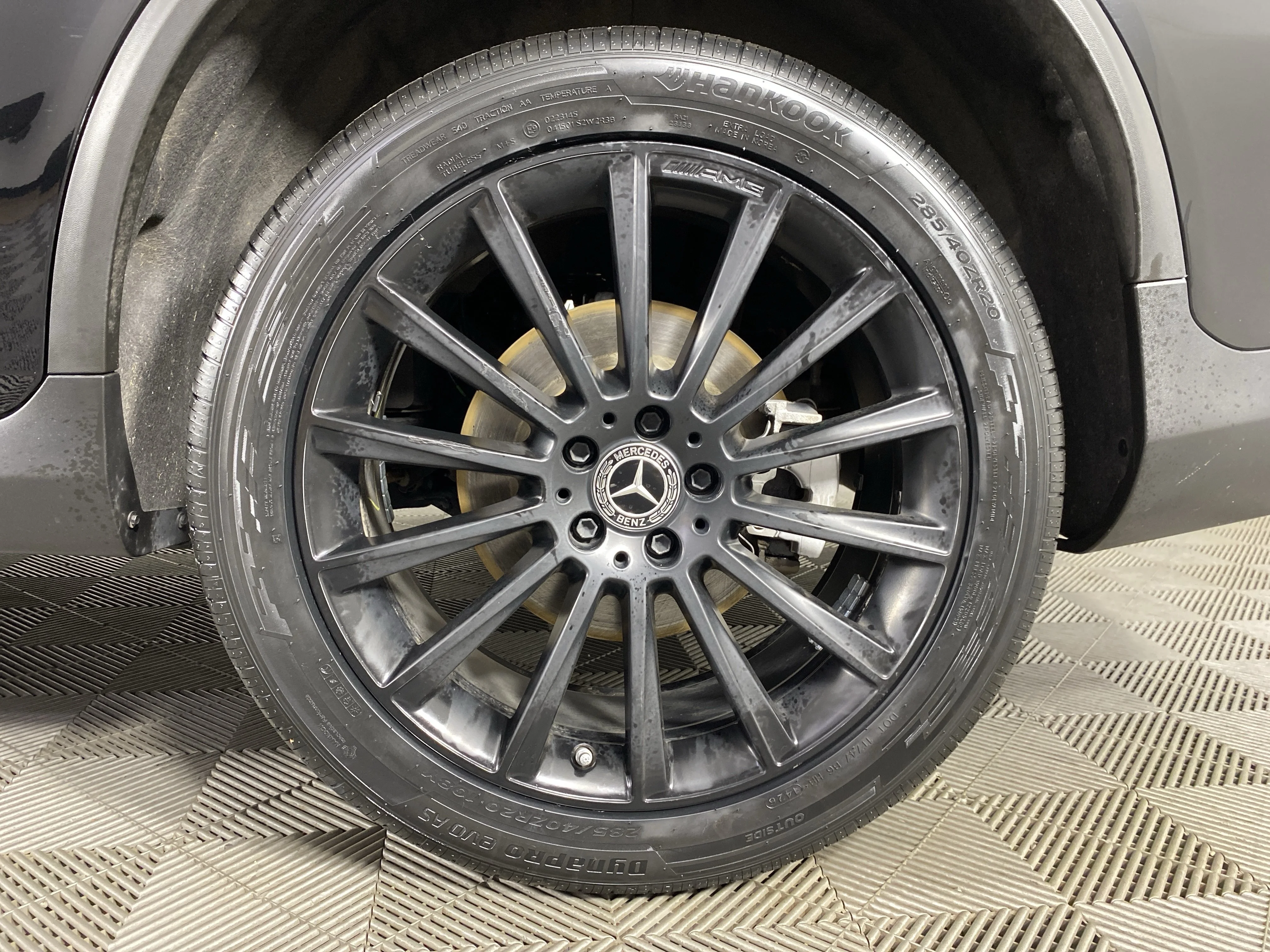 Used 2021 Obsidian Black Metallic Mercedes-Benz GLC 300 image 13