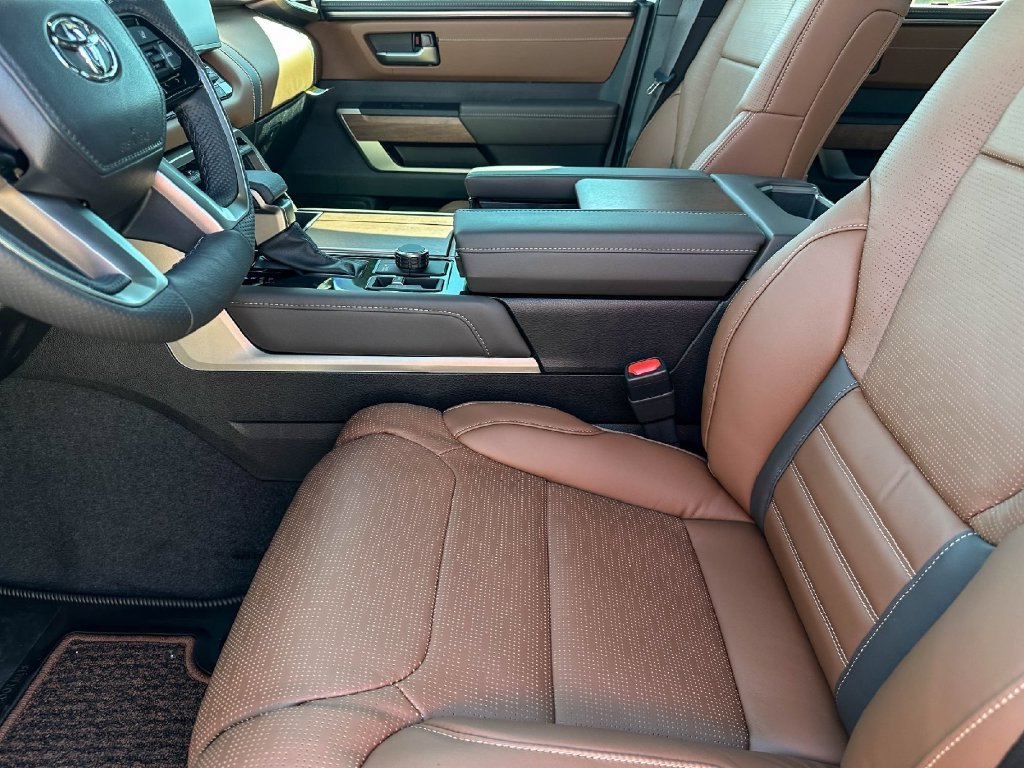New 2026 Wind Chill Pearl <sup>1</sup> Toyota  1794 Edition image 9